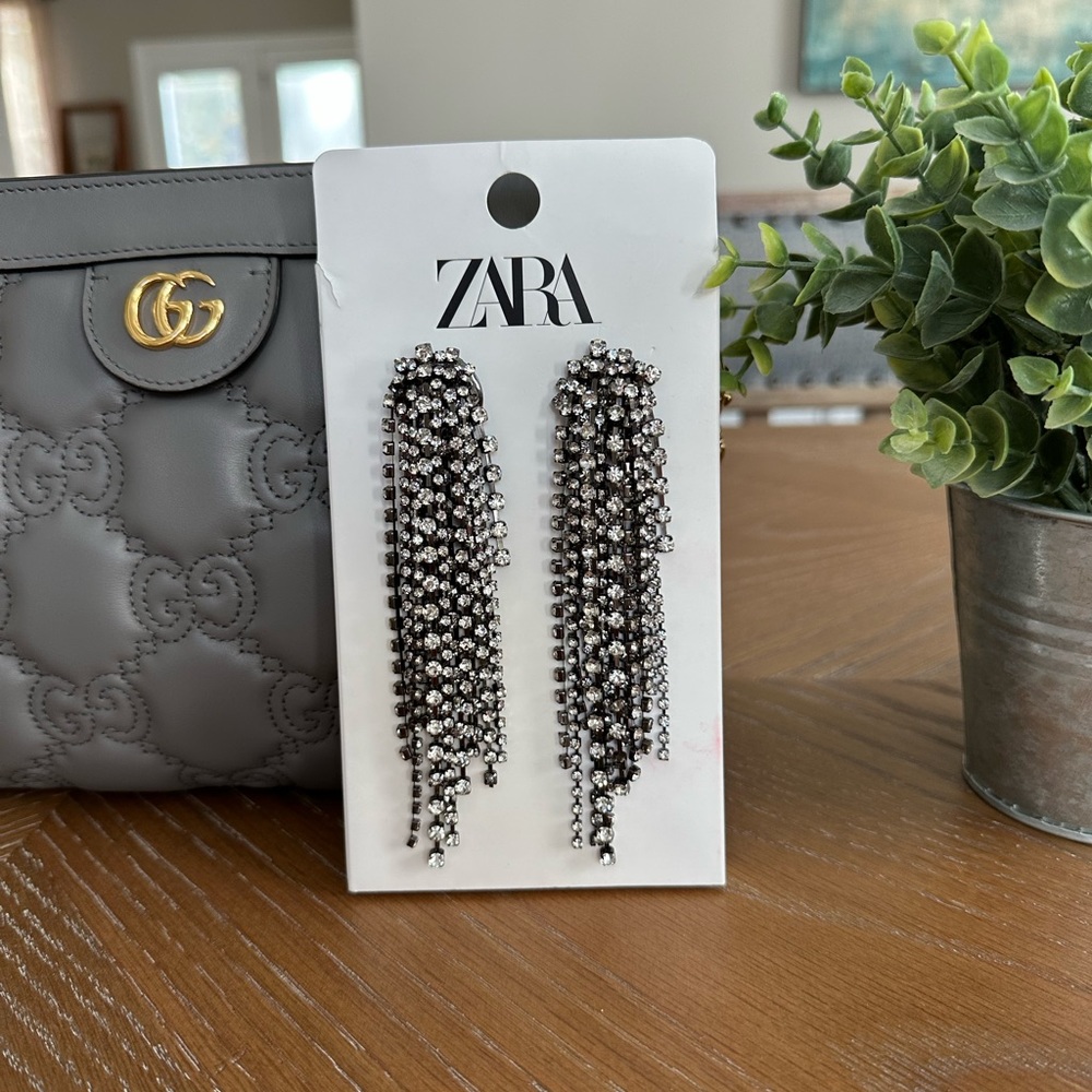 ❌SOLD❌ Bloggers Favorite Zara Silver Cascading Fringe Crystal Earrings
